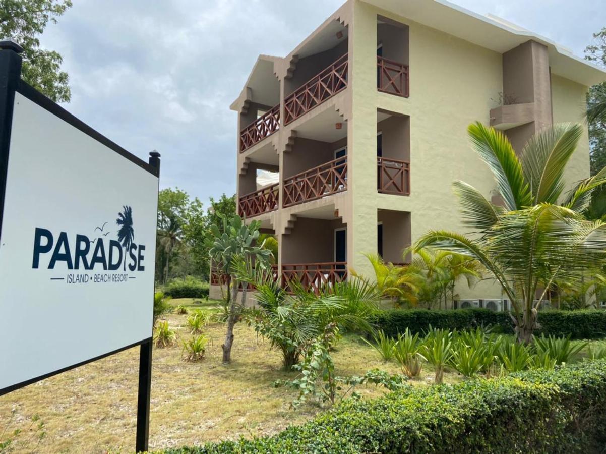 Paradise Island Beach Resort Punta Rucia Esterno foto
