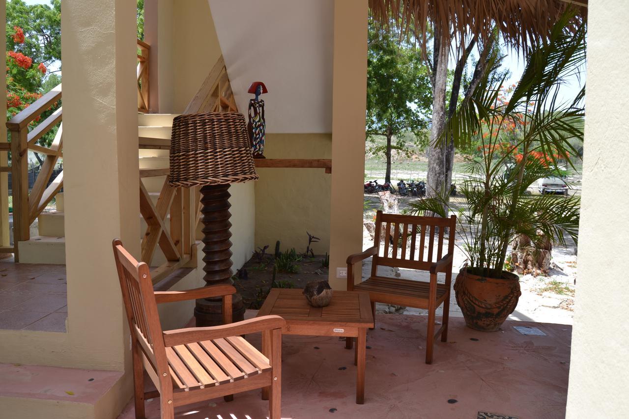 Paradise Island Beach Resort Punta Rucia Esterno foto