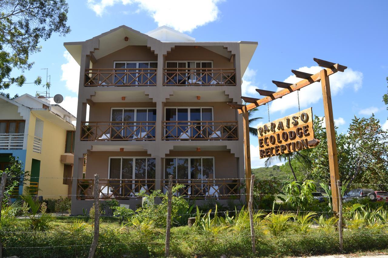 Paradise Island Beach Resort Punta Rucia Esterno foto