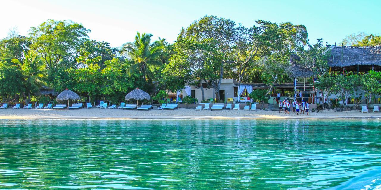 Paradise Island Beach Resort Punta Rucia Esterno foto
