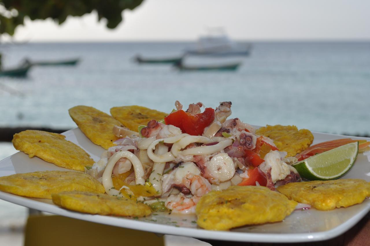 Paradise Island Beach Resort Punta Rucia Esterno foto