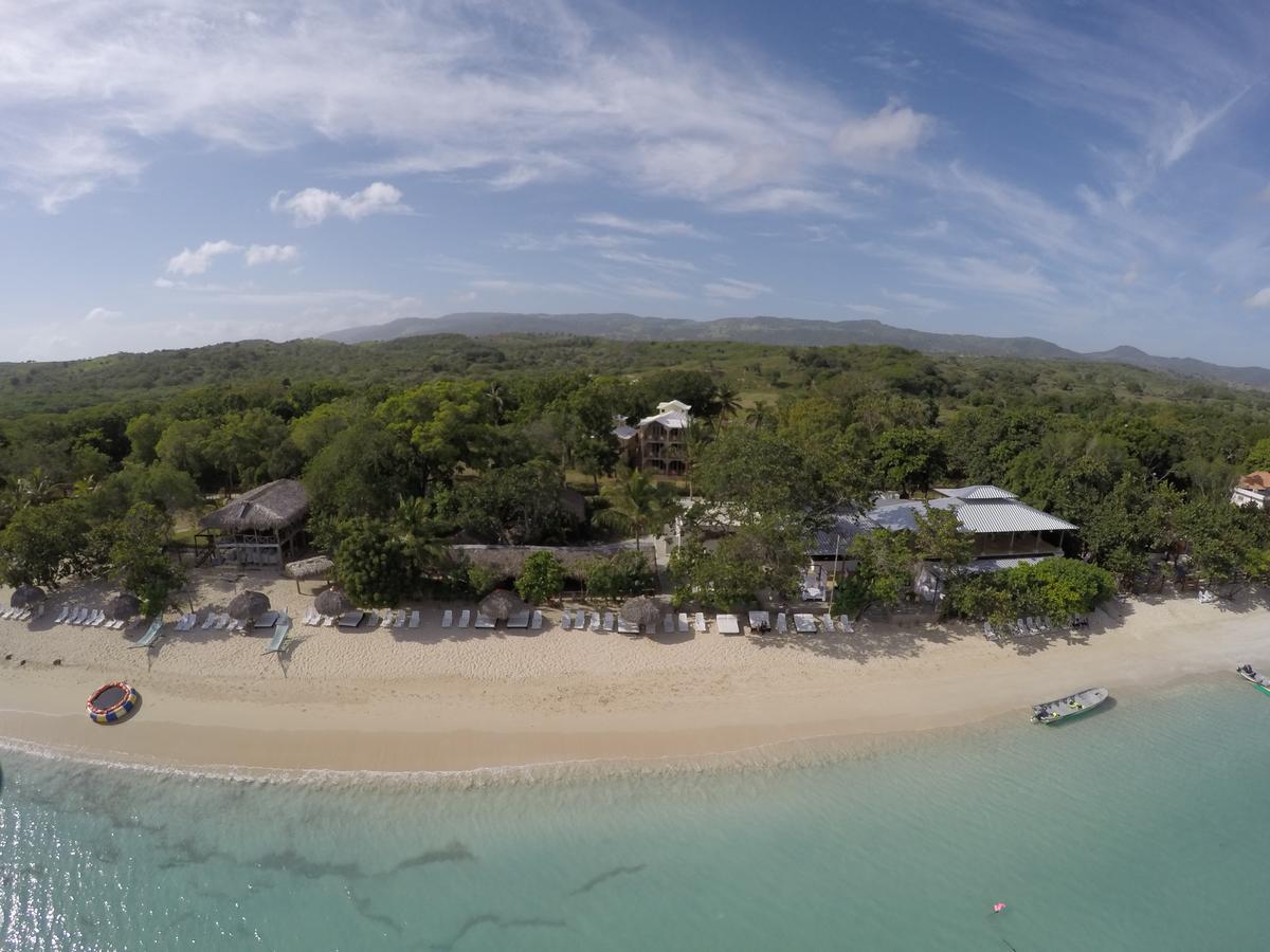 Paradise Island Beach Resort Punta Rucia Esterno foto
