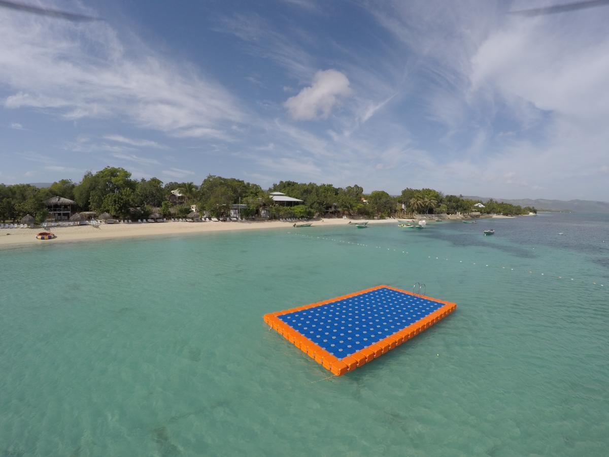 Paradise Island Beach Resort Punta Rucia Esterno foto
