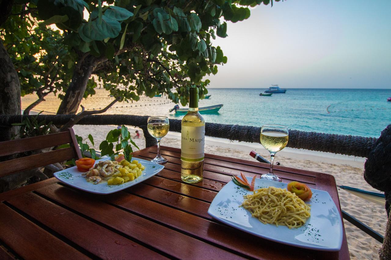 Paradise Island Beach Resort Punta Rucia Esterno foto