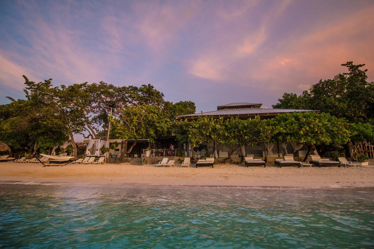 Paradise Island Beach Resort Punta Rucia Esterno foto
